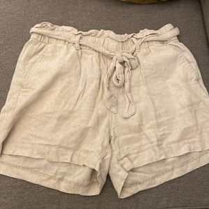 Cream tie shorts